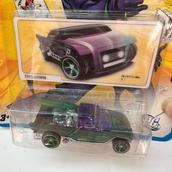 Hot Wheels Color Shifters The Joker DC Universe 2011 New Sealed  Green Purple - Picture 4 of 10